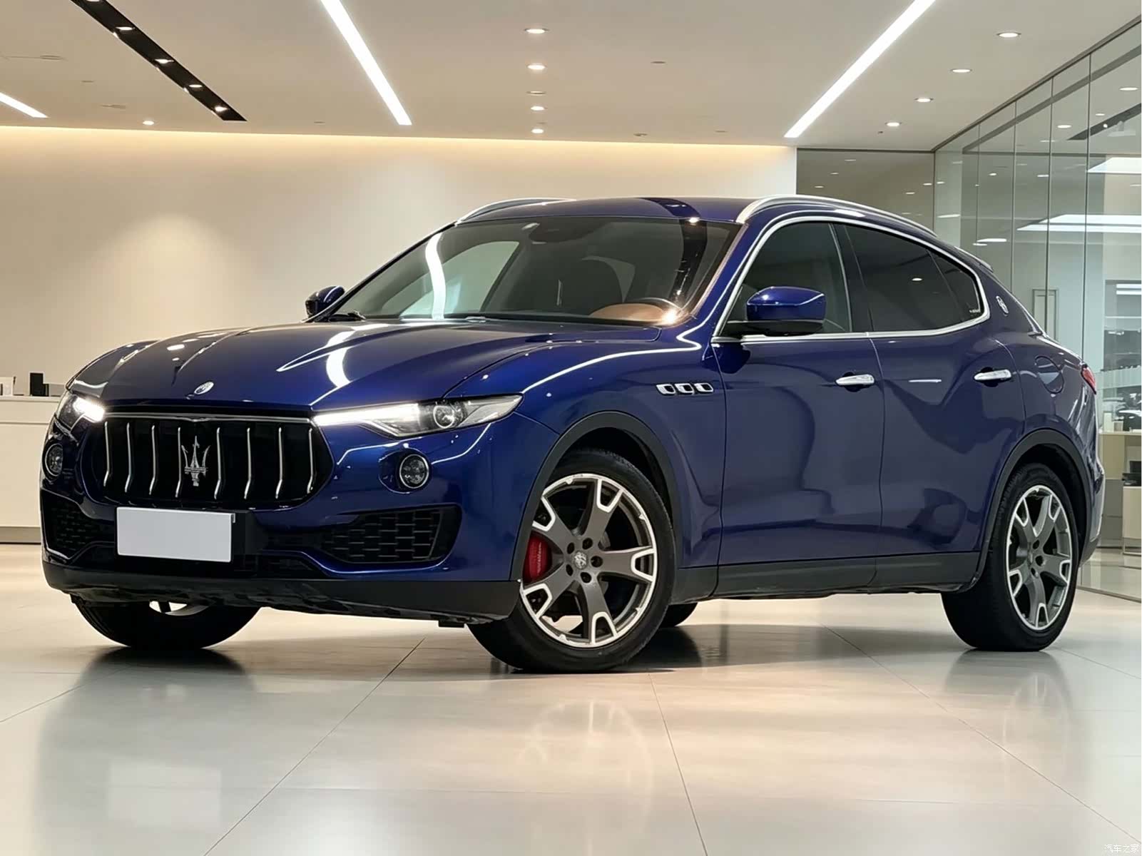 Maserati Levante, 2018 1