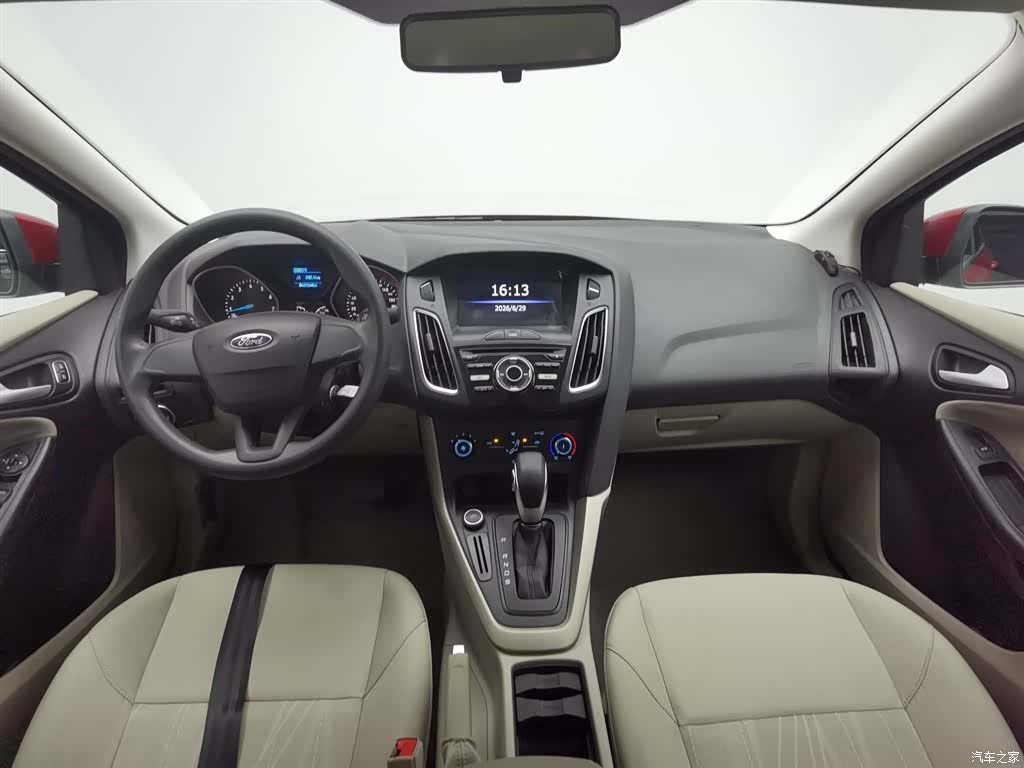 Ford Focus, 2018 все фото