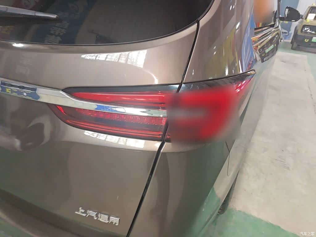 Buick GL8, 2021 8