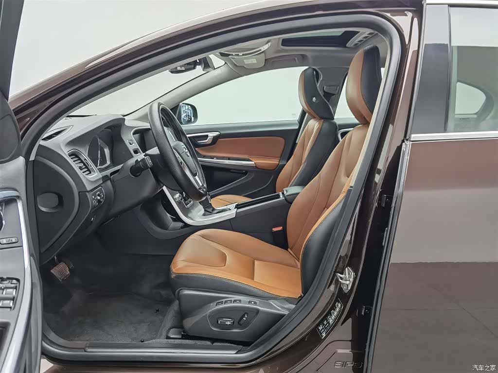 Volvo S60, 2018 10