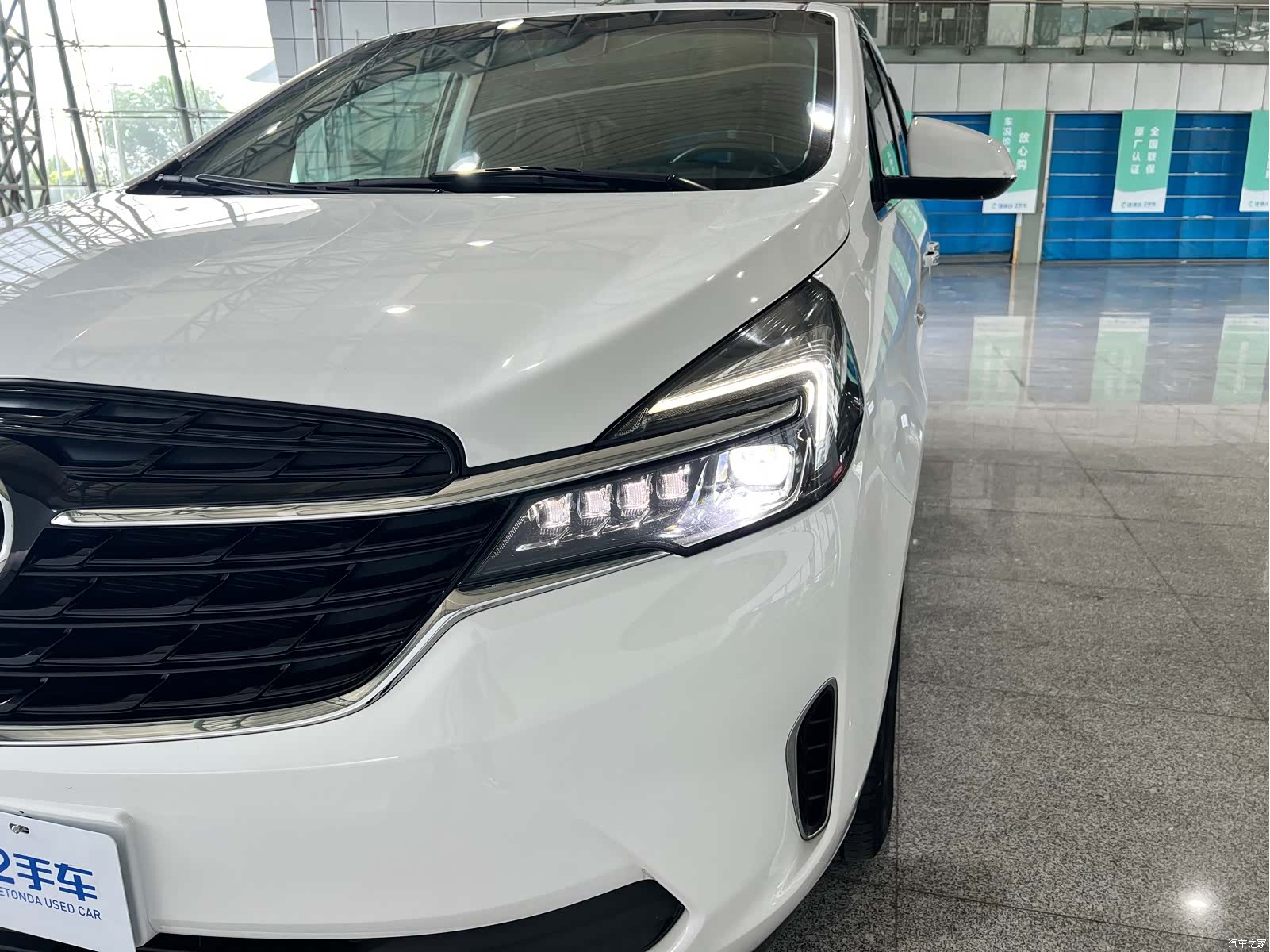 Buick GL8, 2022 10