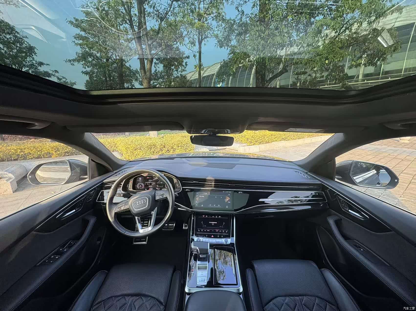 Audi Q8, 2024 все фото