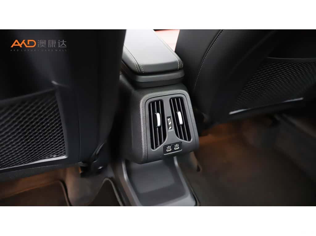BMW X1, 2024 9