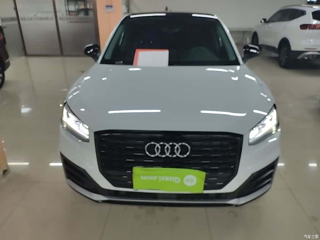 Audi Q2L, 2020 3