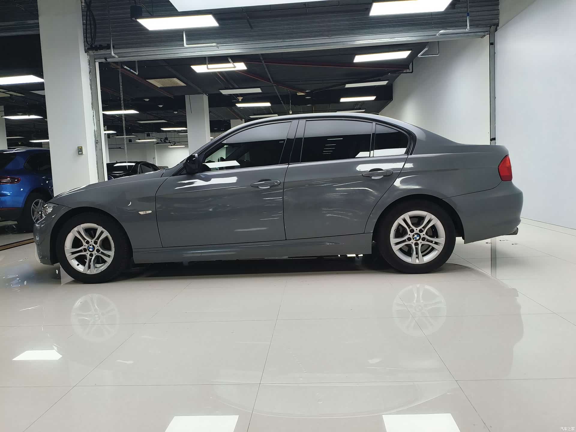 BMW 3 Series, 2009 18