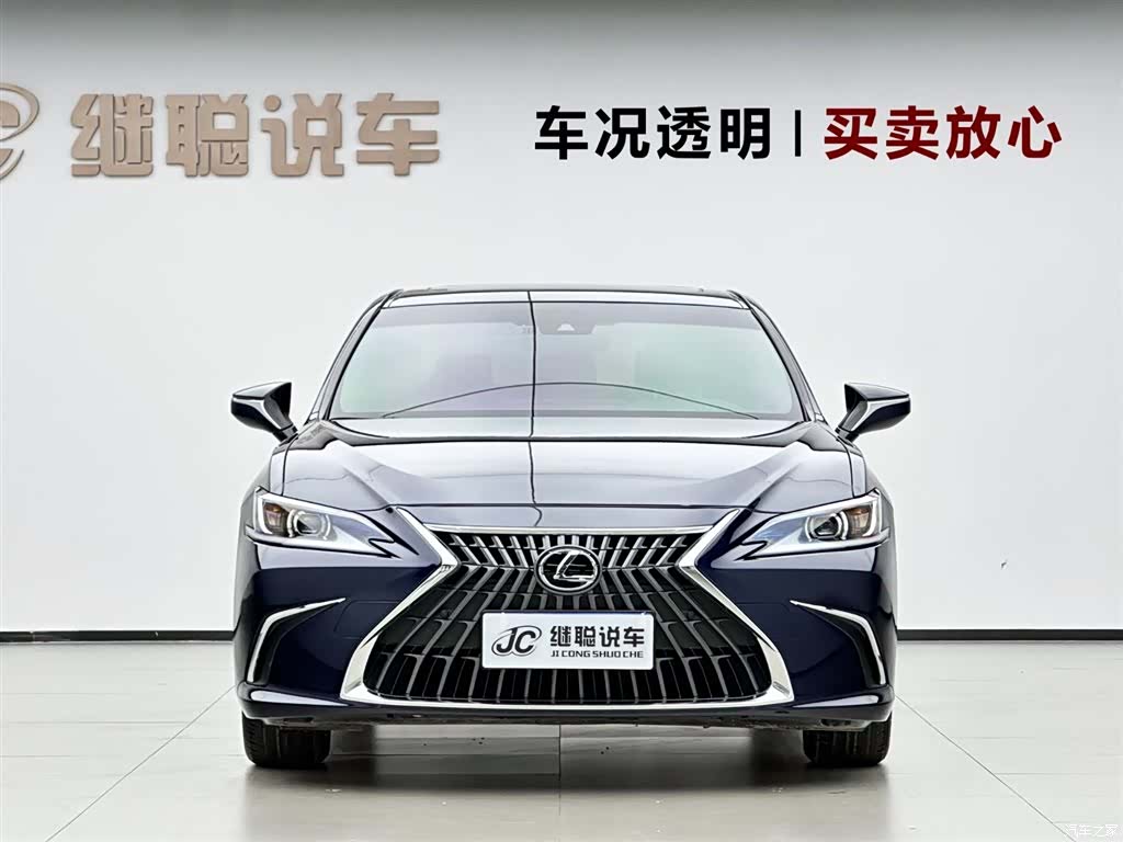 Lexus ES, 2024 2