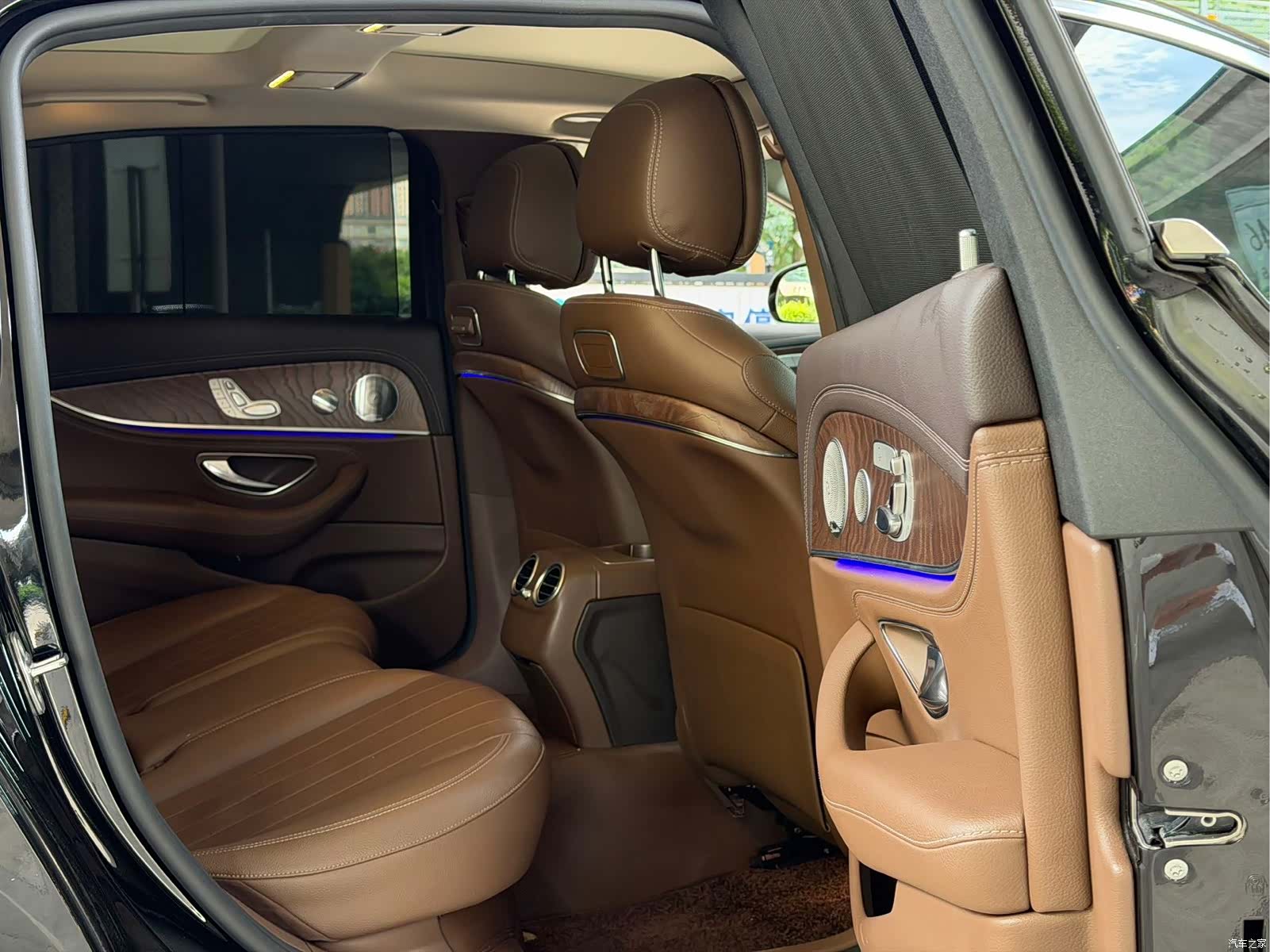 Mercedes-Benz E-Class, 2019 6