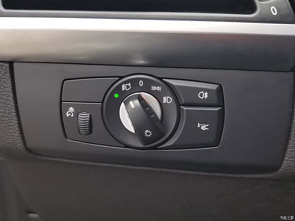 BMW X6, 2013 21