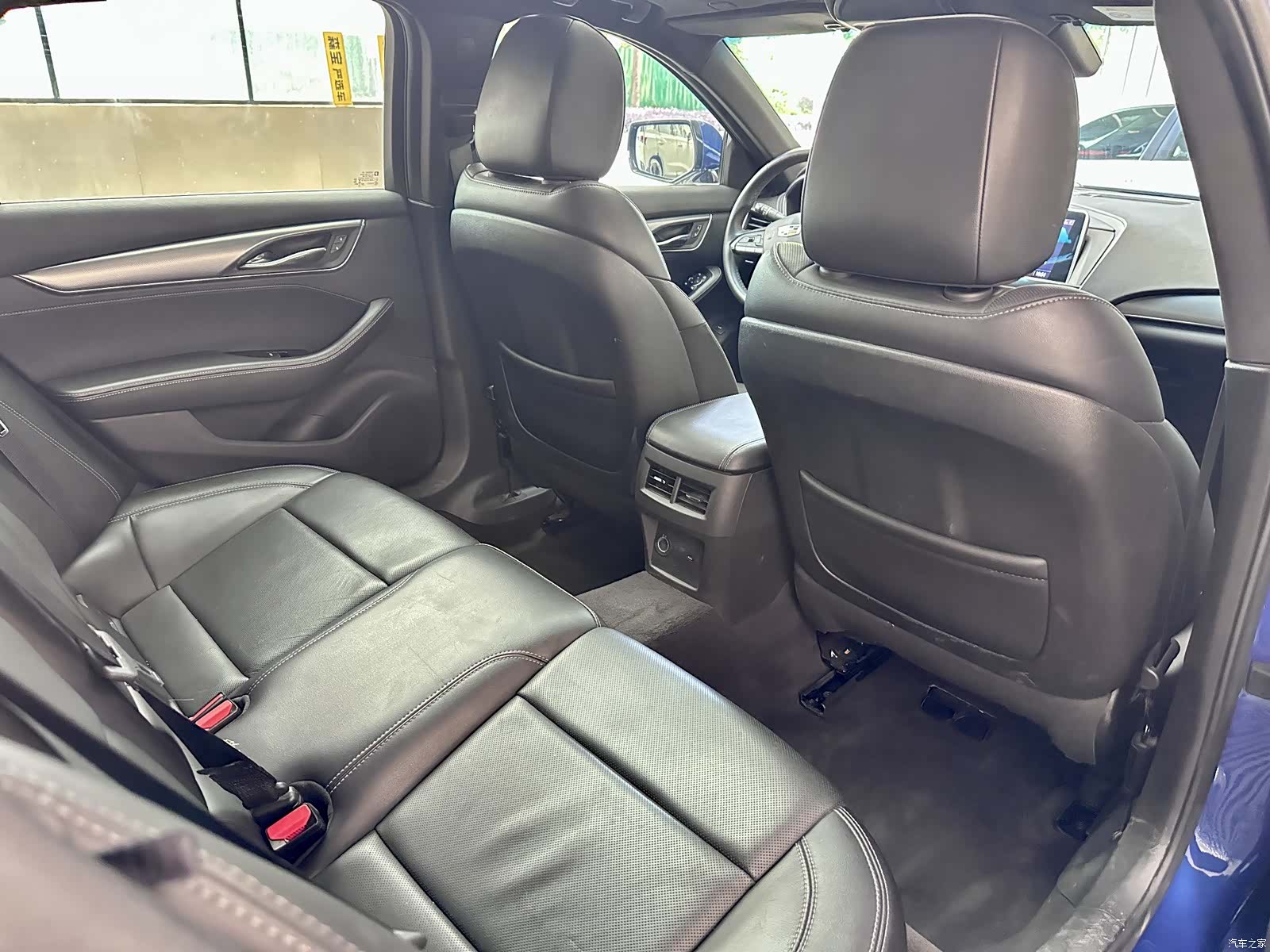 Cadillac CT5, 2022 10
