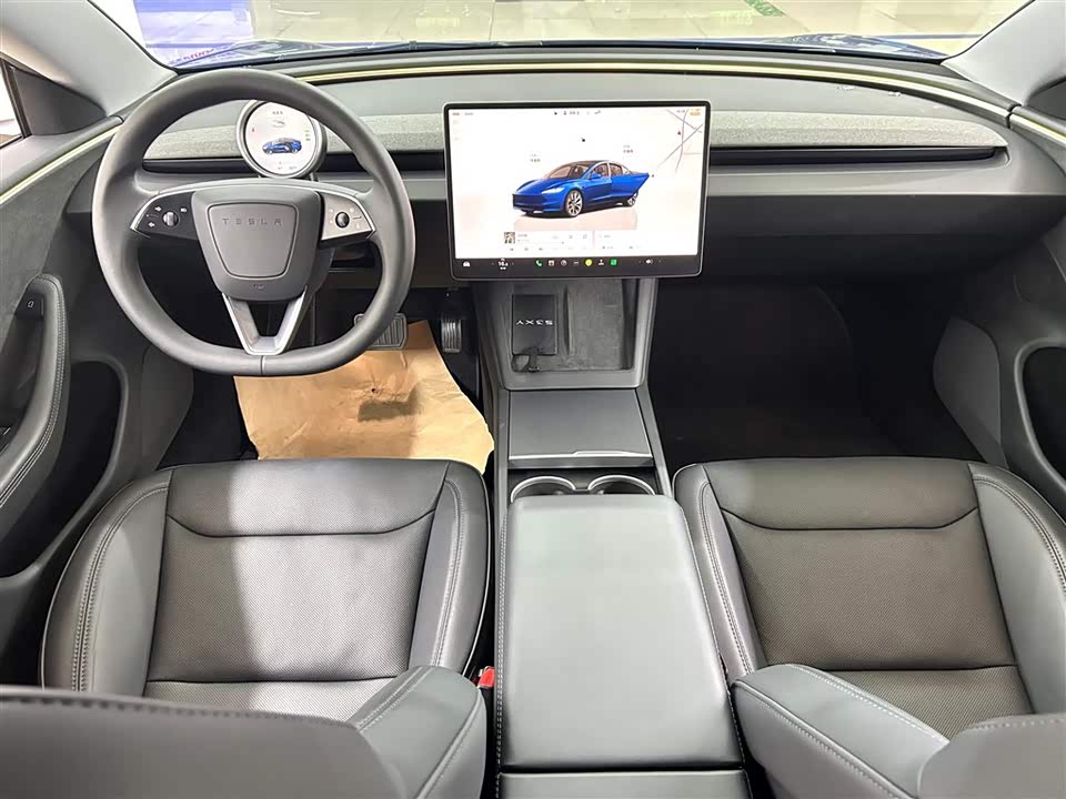 Tesla Model 3 Tesla Model 3