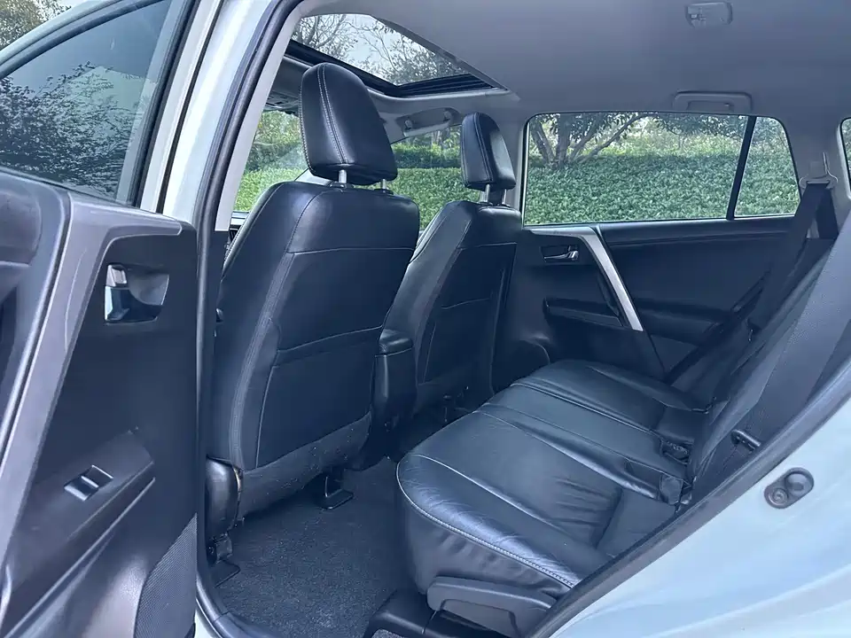 Toyota RAV4 Rongfang