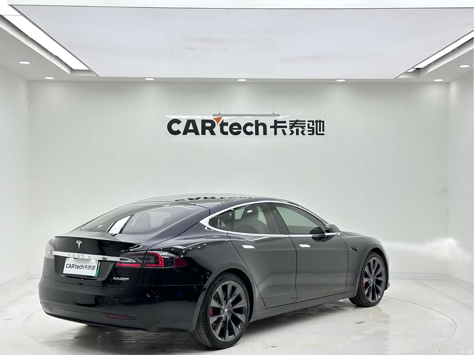 Tesla Model S, 2020 6