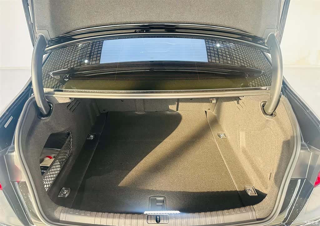 Audi A6L, 2020 6