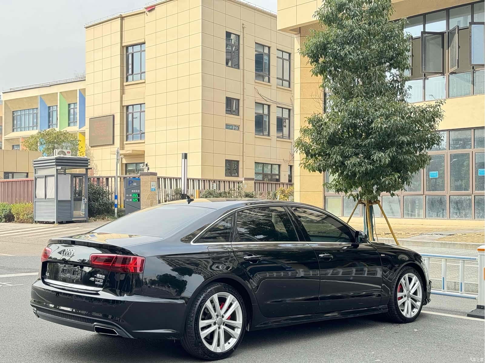 Audi A6L, 2018 4