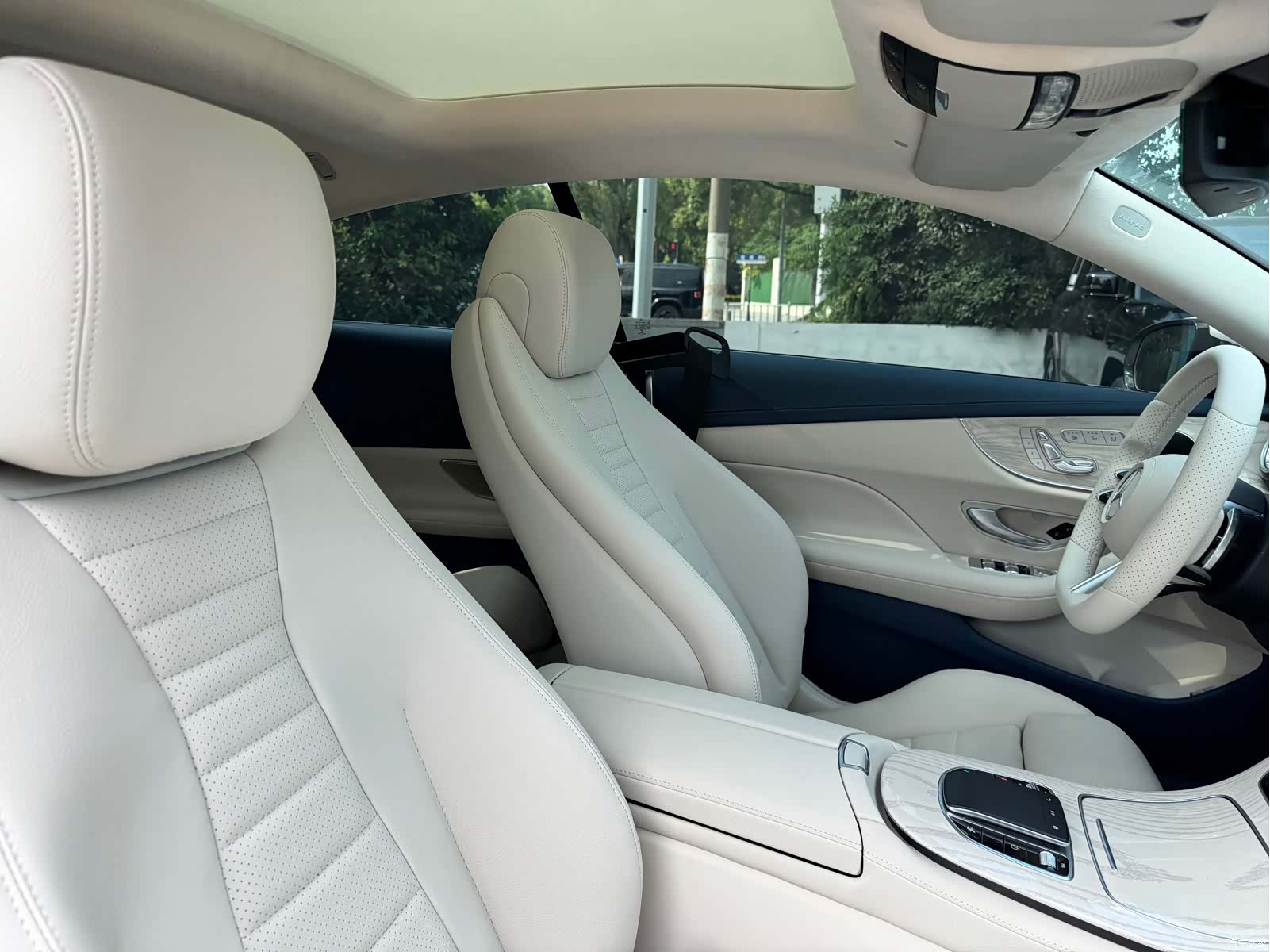 Mercedes-Benz E-Class, 2021 20