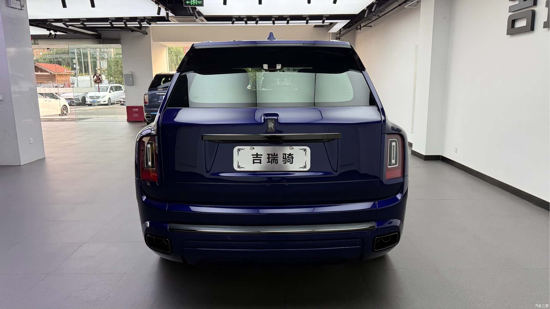 Rolls-Royce Cullinan, 2024 все фото