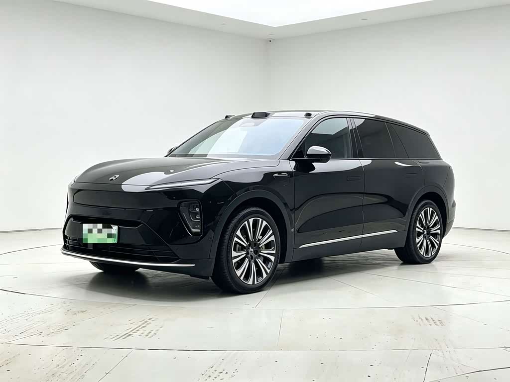 NIO ES8