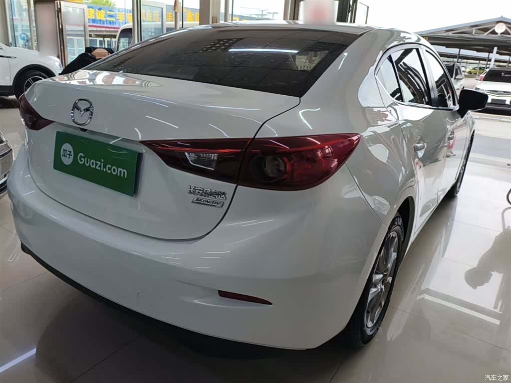 Mazda Mazda3, 2017 7