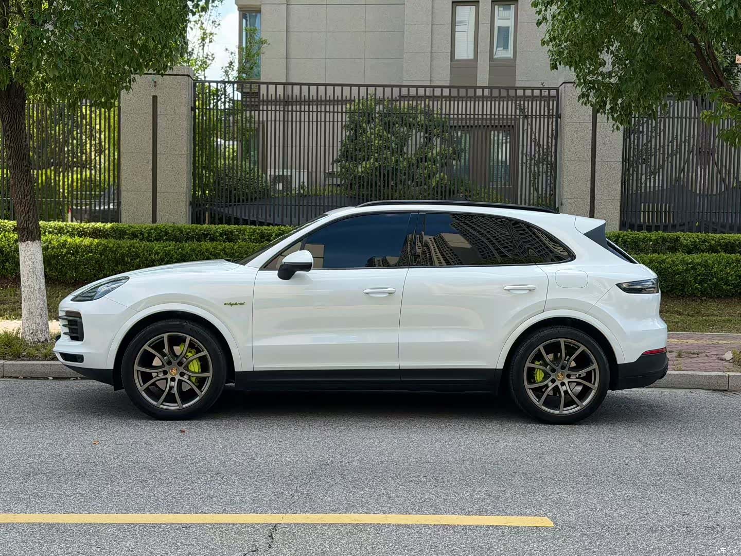 Porsche Cayenne, 2023 10
