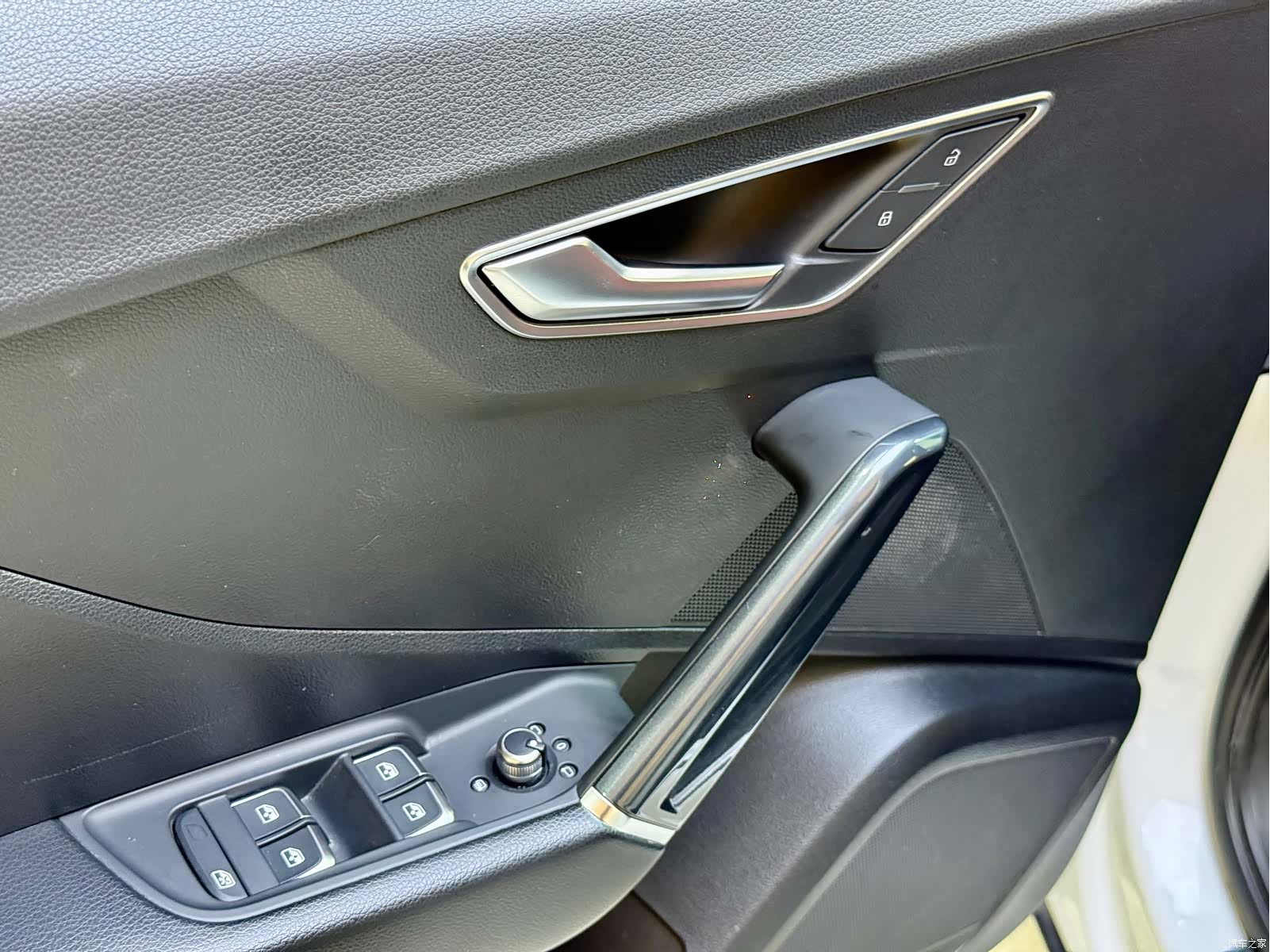 Audi e-tron, 2020 15
