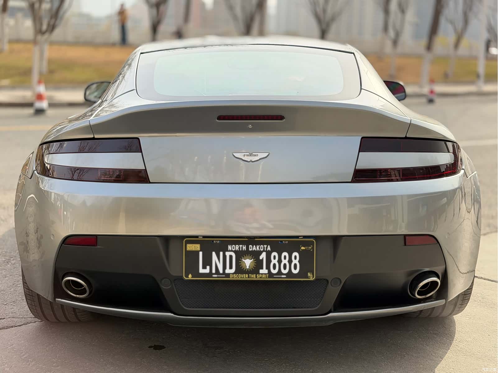 Aston Martin Vantage, 2016 6