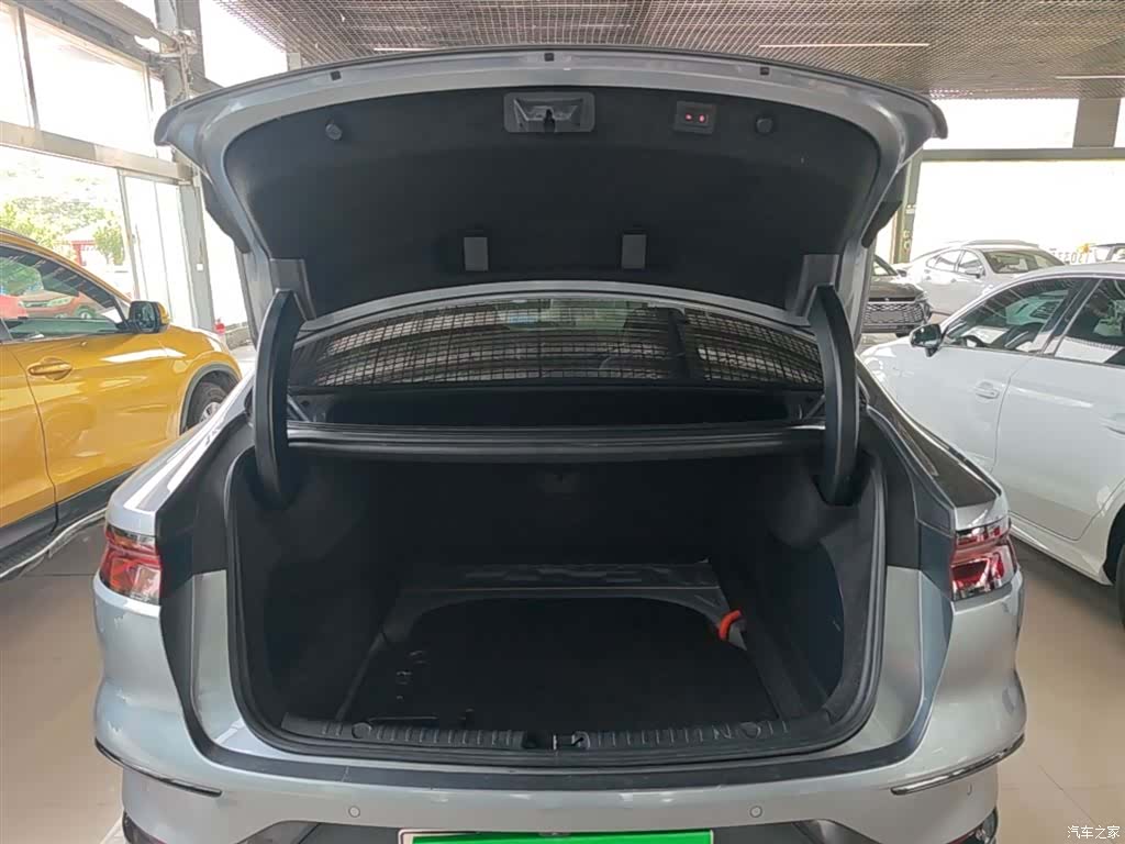 BYD Han, 2024 19