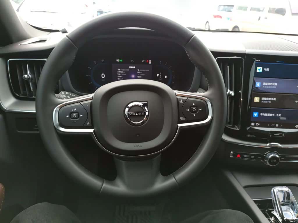 Volvo XC60, 2024 3
