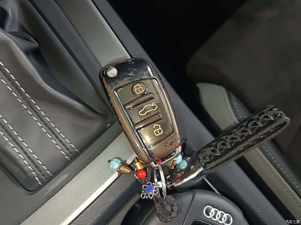 Audi Q3, 2020 9