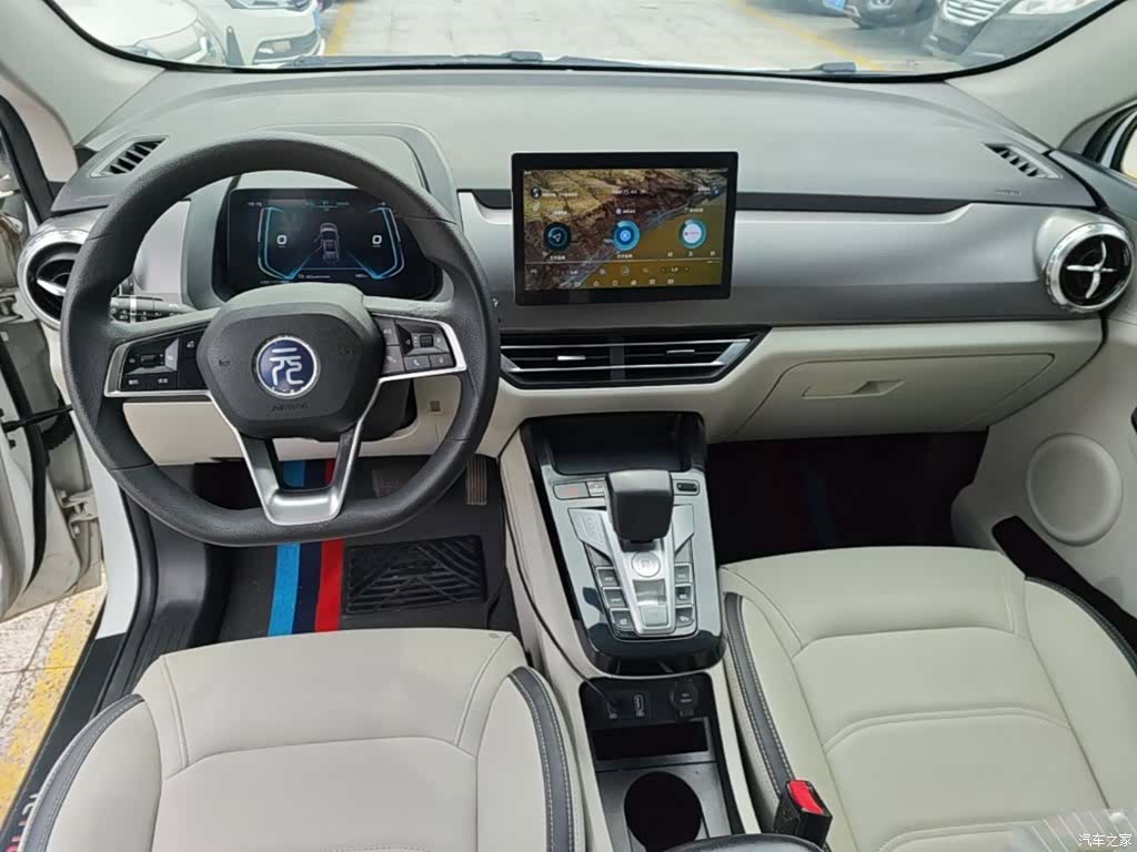 BYD Yuan, 2022 10