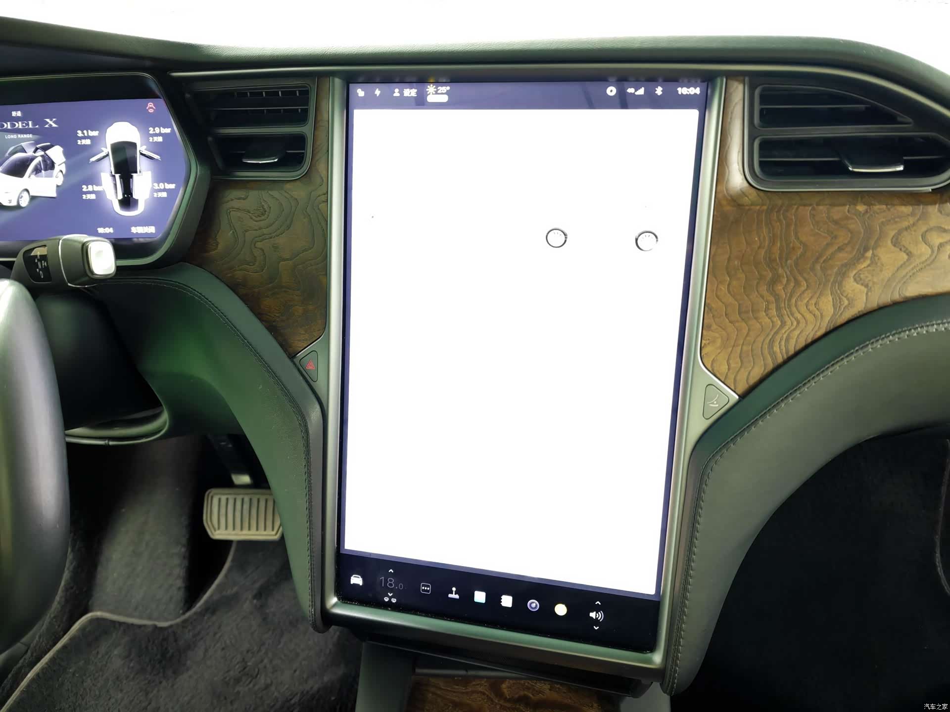 Tesla Model X, 2020 12