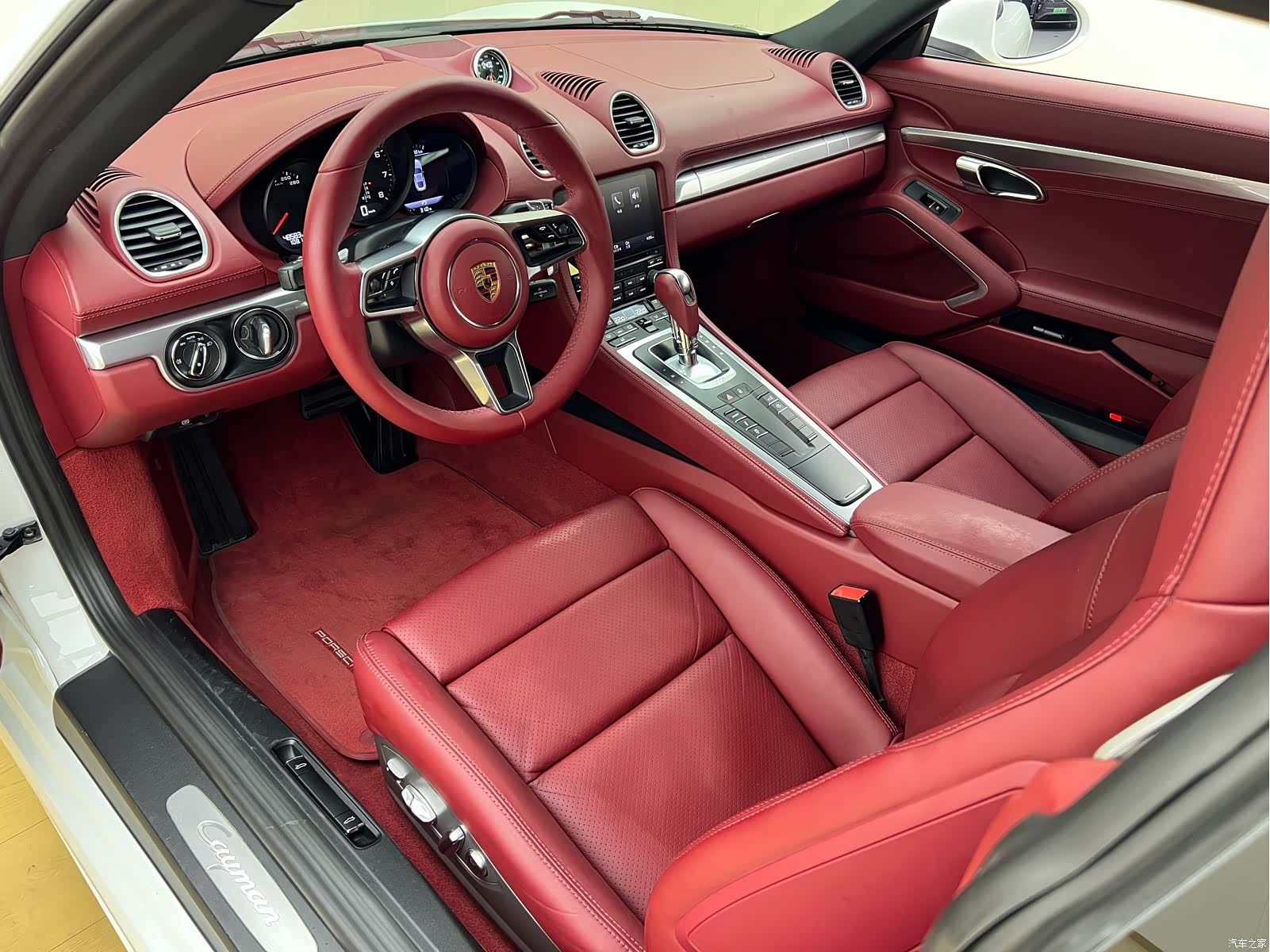 Porsche Cayman, 2017 14