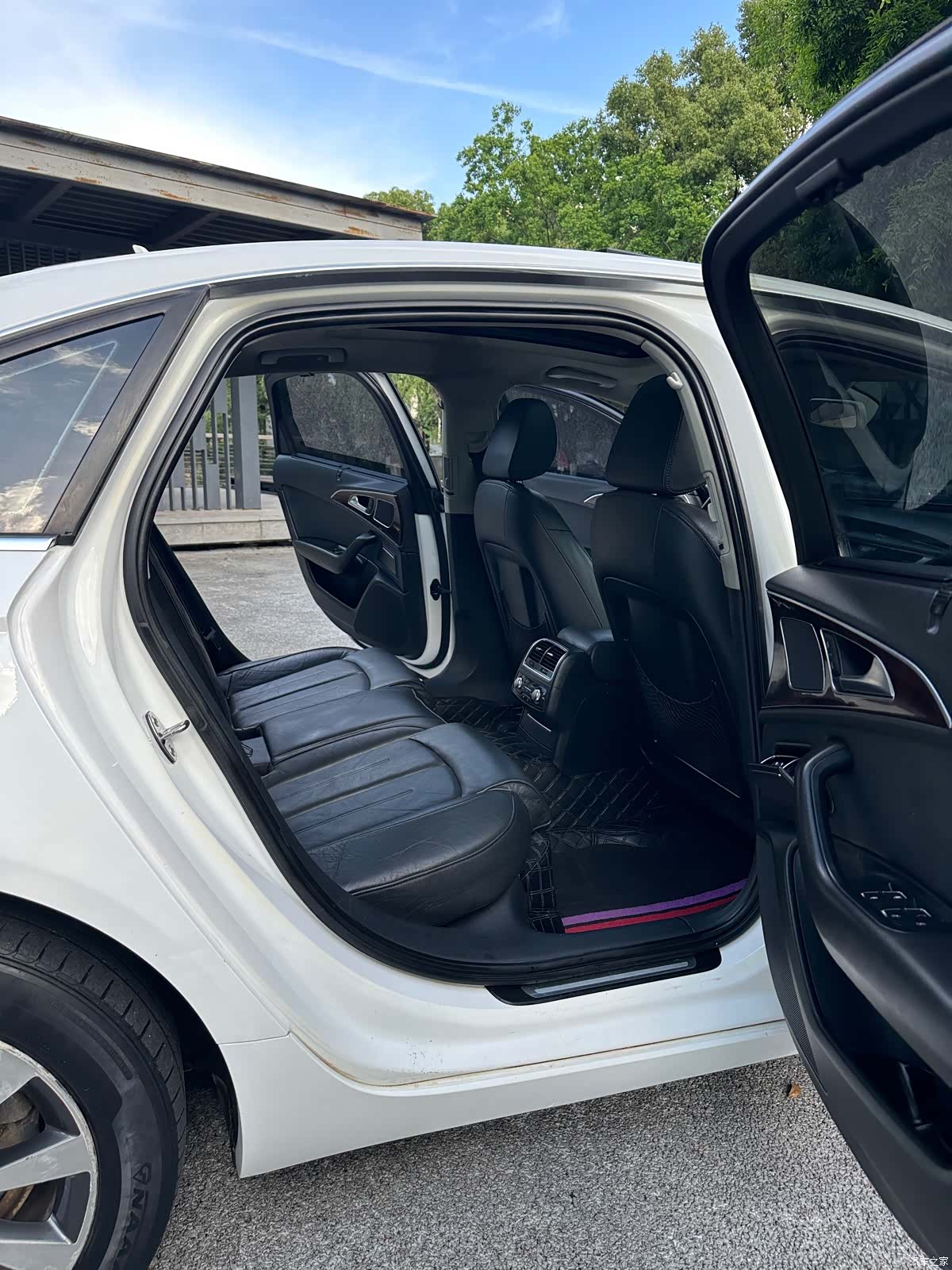 Audi A6L, 2015 13