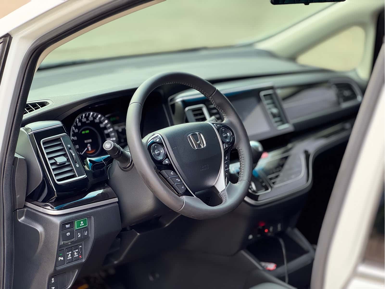 Honda Elysion, 2020 13