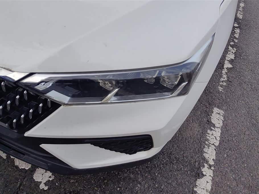 Besturn T77 Besturn T77