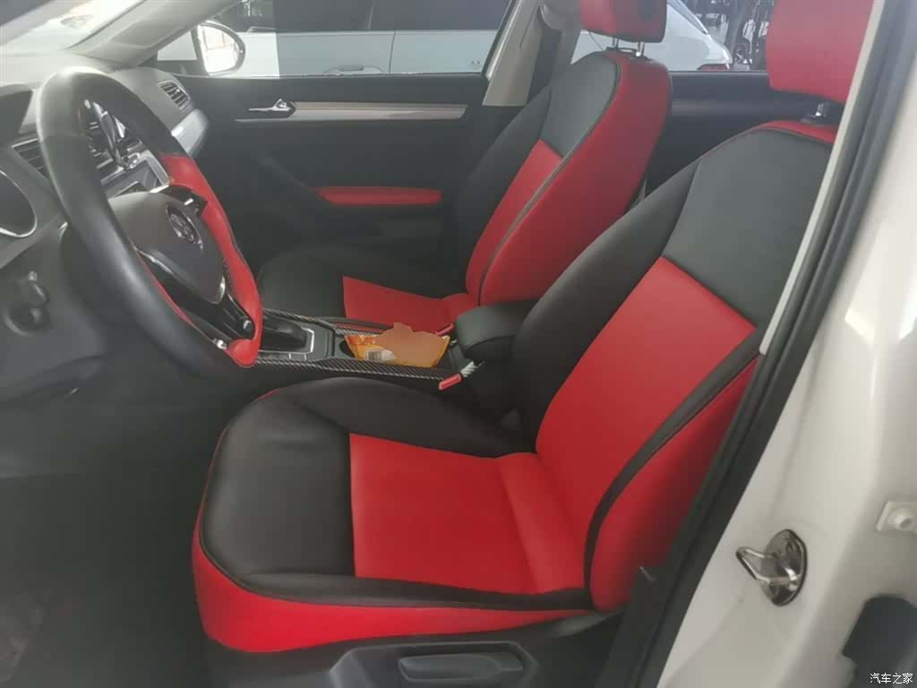 Volkswagen Lamando, 2016 15