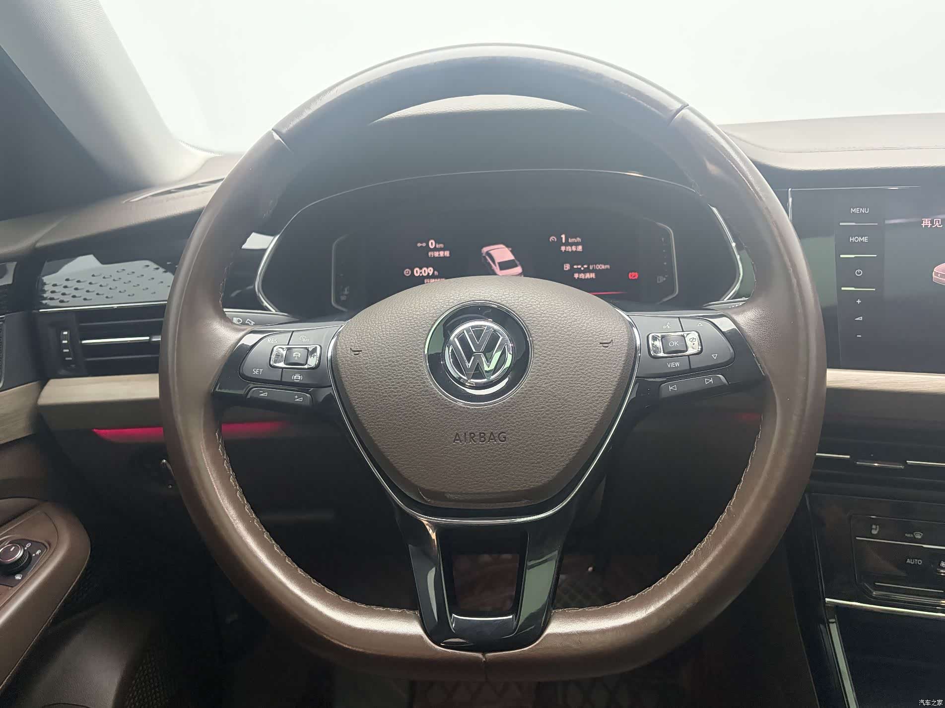 Volkswagen Passat, 2020 12