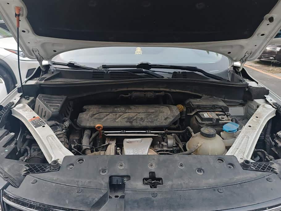 Roewe RX5