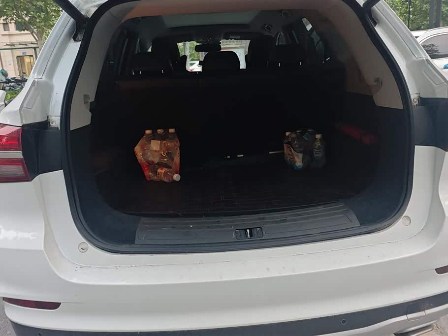 Roewe RX5