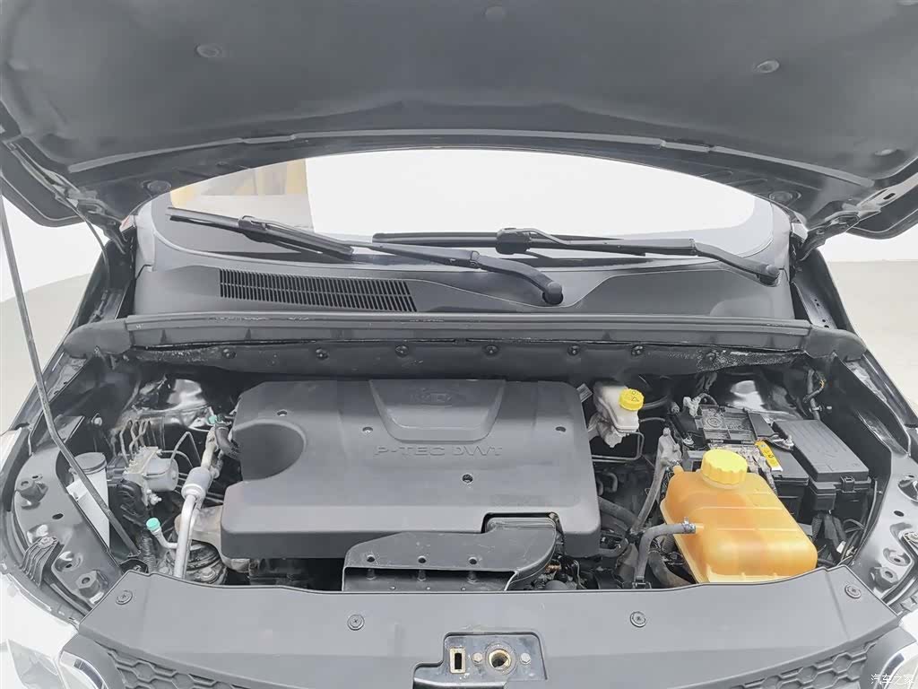 Wuling 730, 2015 6