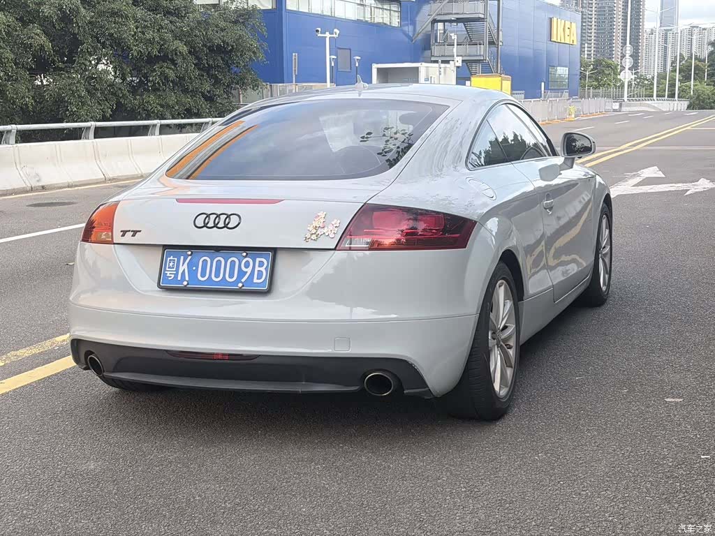 Audi TT, 2011 6