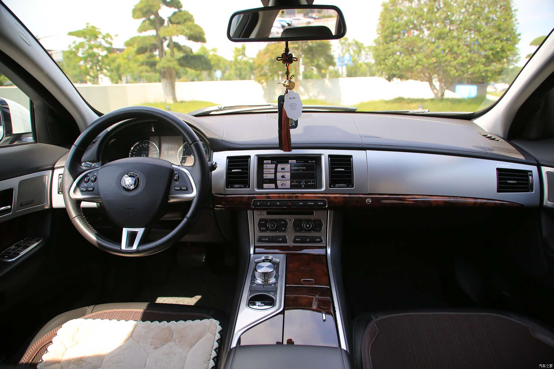 Jaguar XF, 2016 7