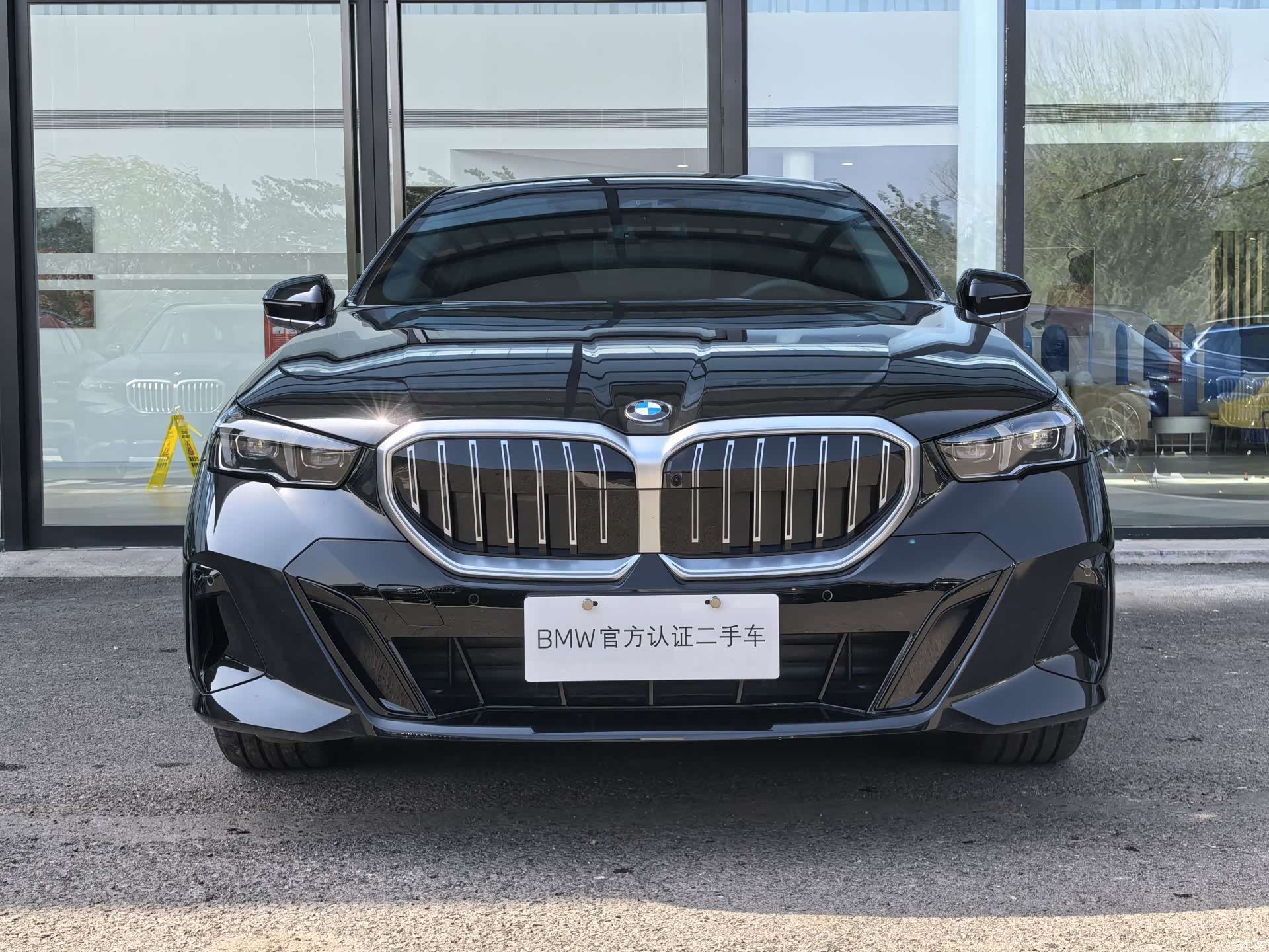 BMW 5 Series, 2025 2