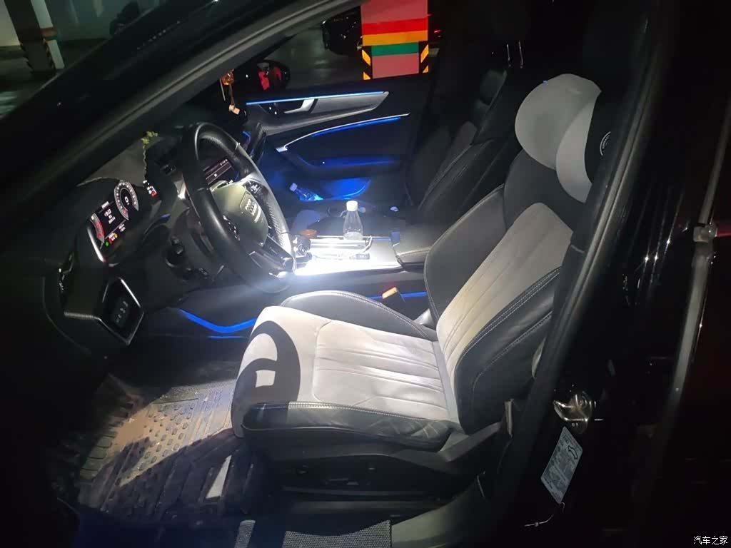 Audi A6L, 2022 8