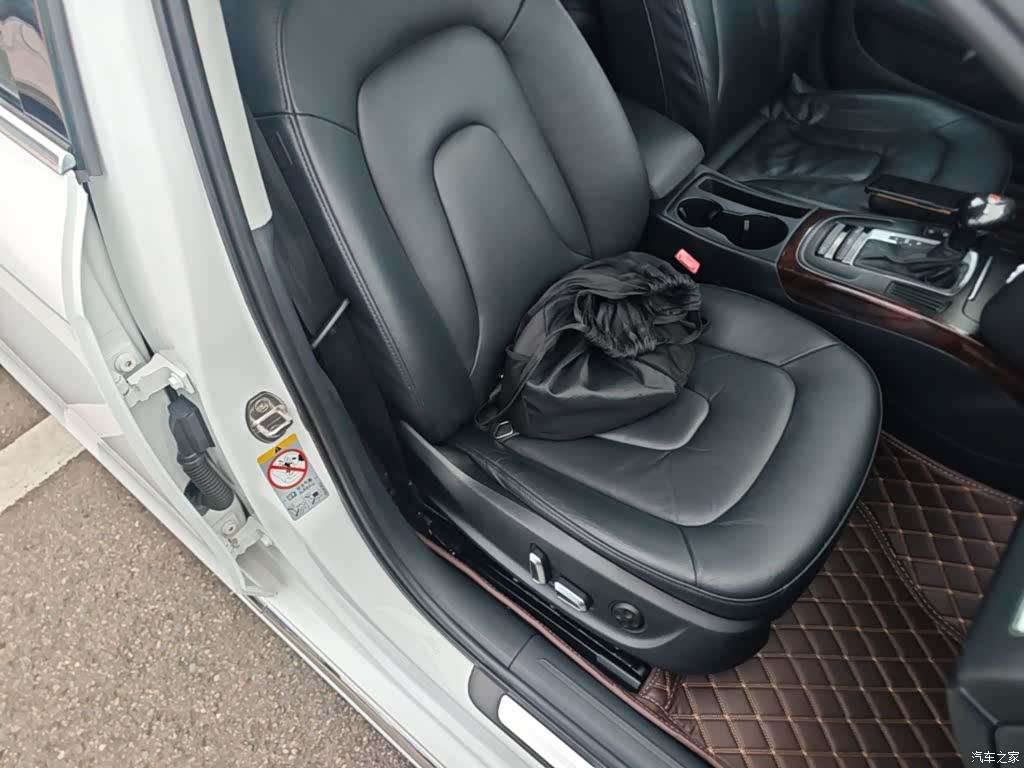 Audi A4L, 2015 25