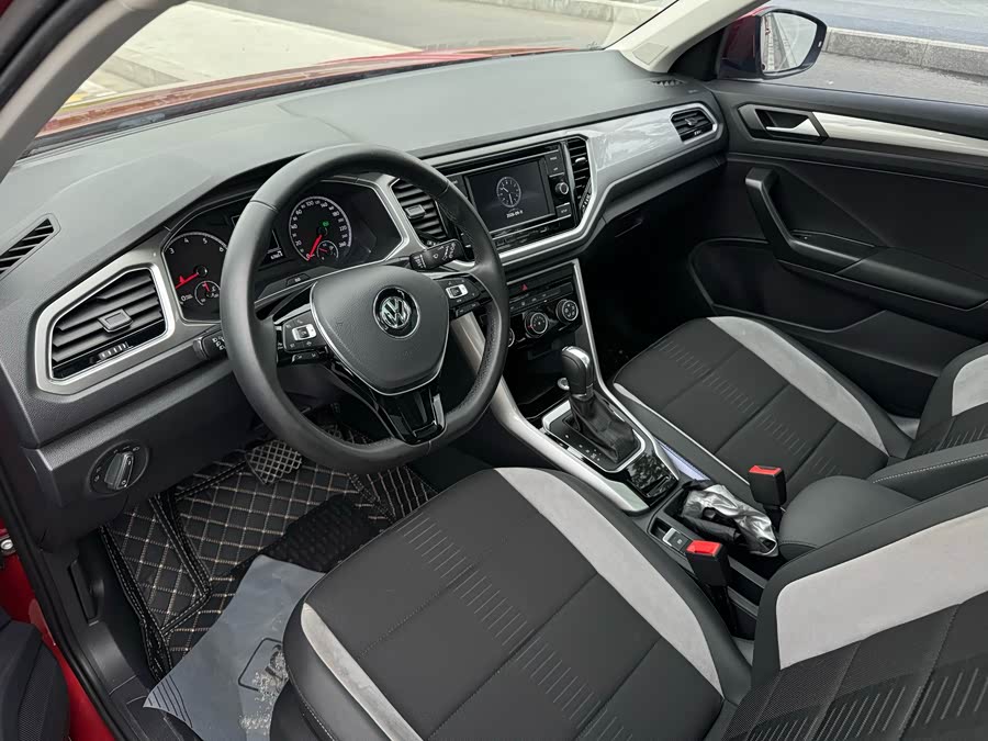 Volkswagen T-ROC 2020, фото 6