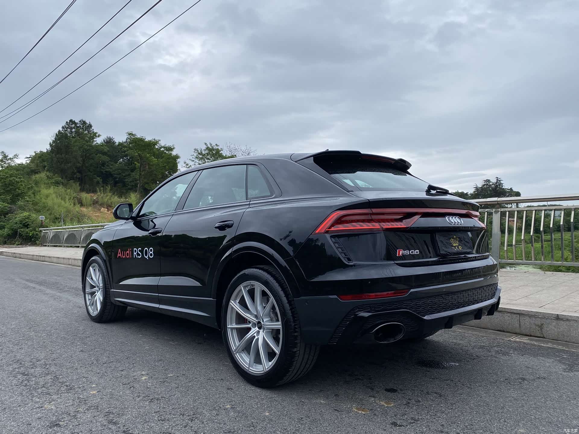Audi Q8, 2025 3