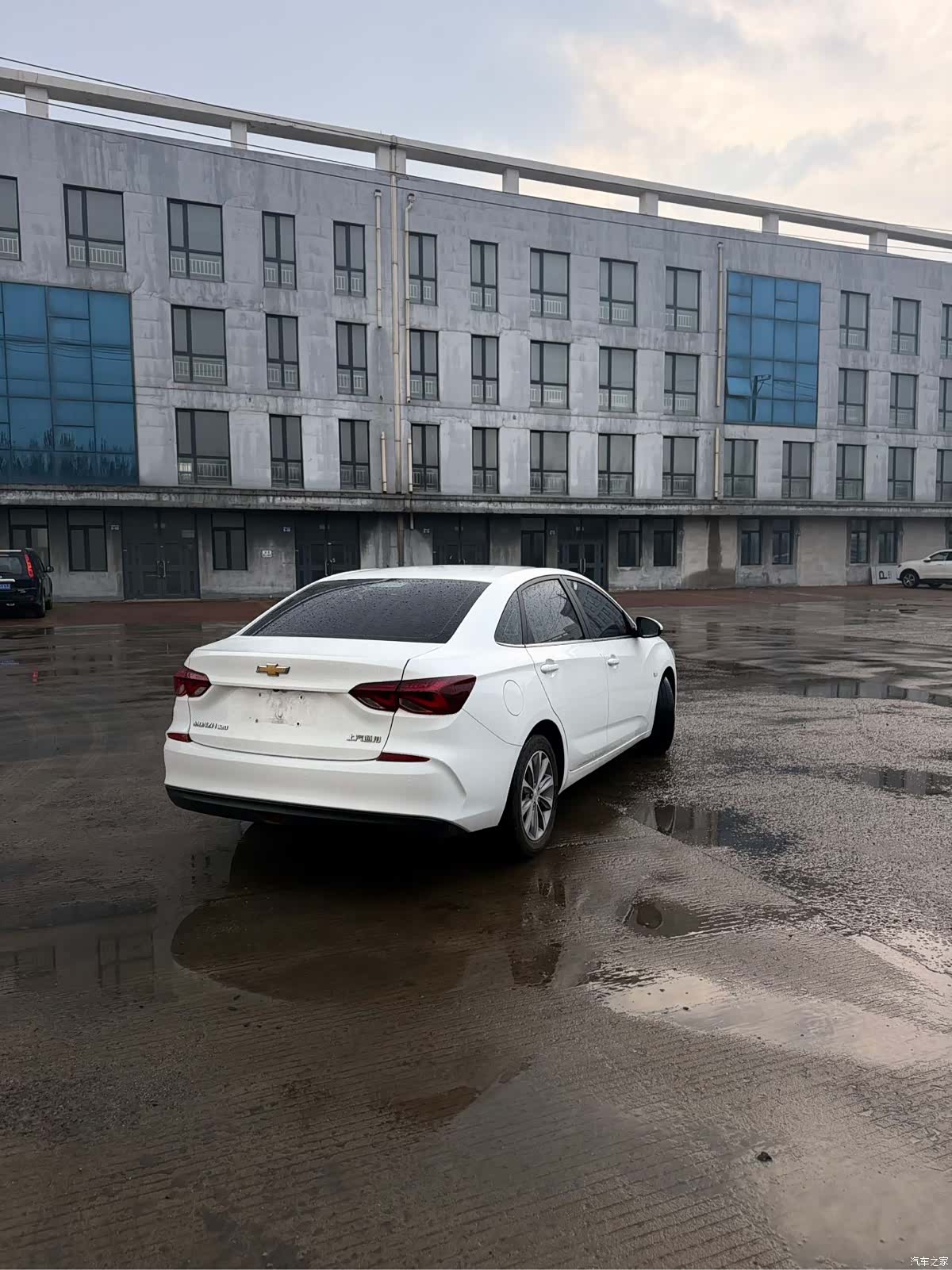 Chevrolet 320, 2022 6