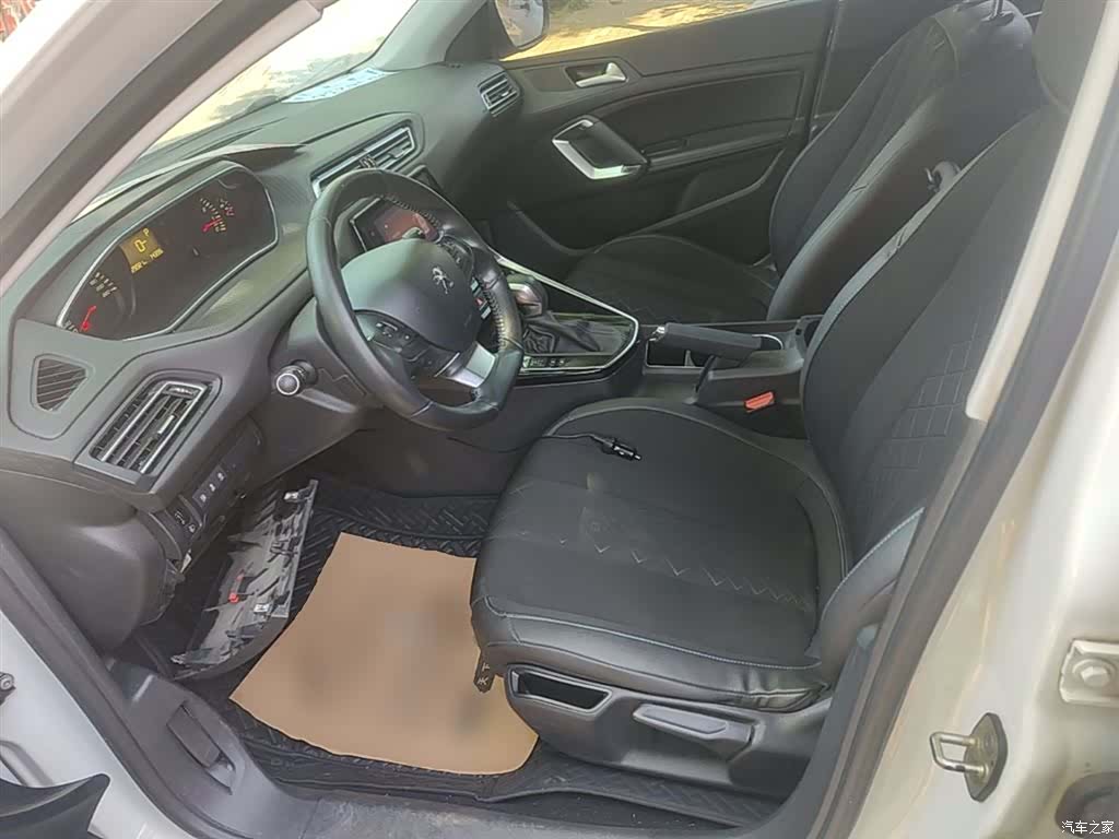 Peugeot 308, 2017 15