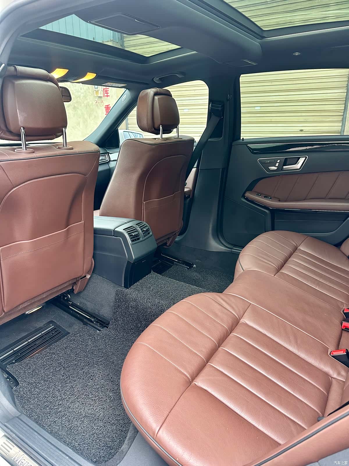Mercedes-Benz E-Class, 2014 10