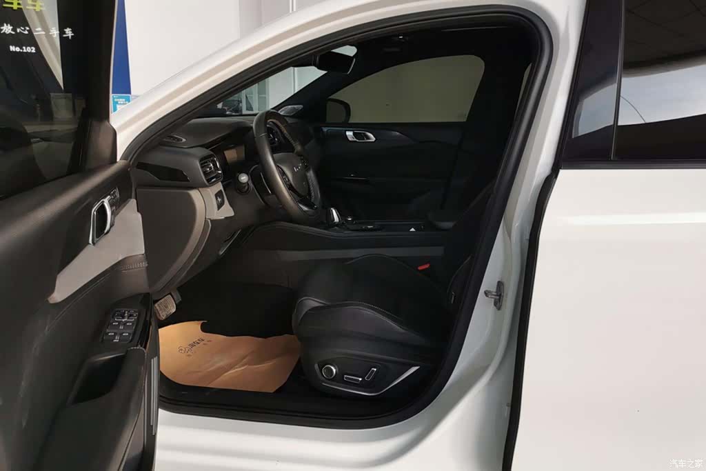 Lynk & Co 02, 2022 9